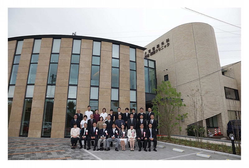 o1748118113769172488